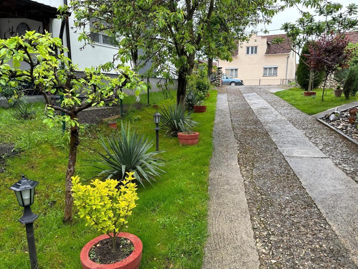 Apartman Excluziv Πριέντορ Εξωτερικό φωτογραφία